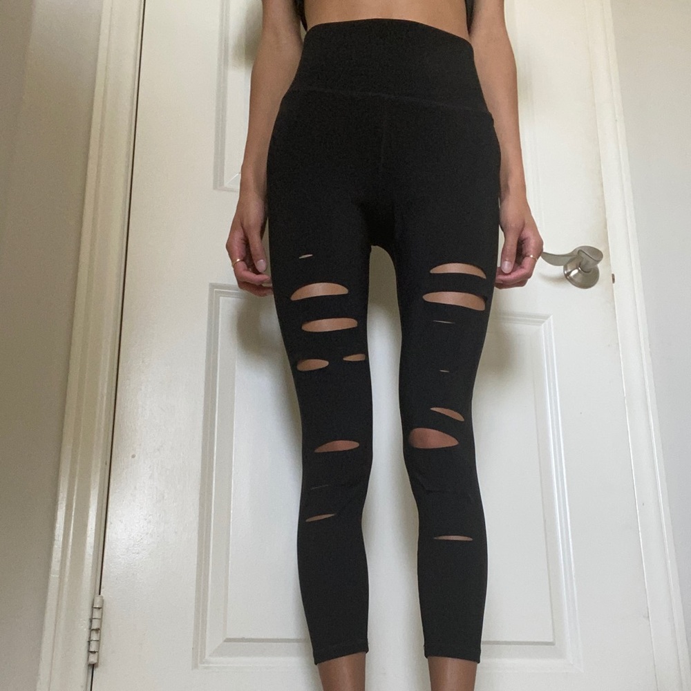 7/8 High-Waist ripped warrior leggings